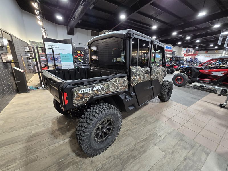 2025 Can-Am DEFENDER MAX LIMITED CAB HD10 WILDLAND CAMO Image 5