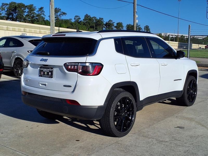 Used 2023 Jeep Compass LatitudeImage 6
