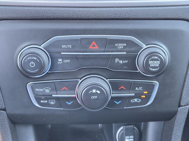 Used 2023 Dodge Charger SXT RWD