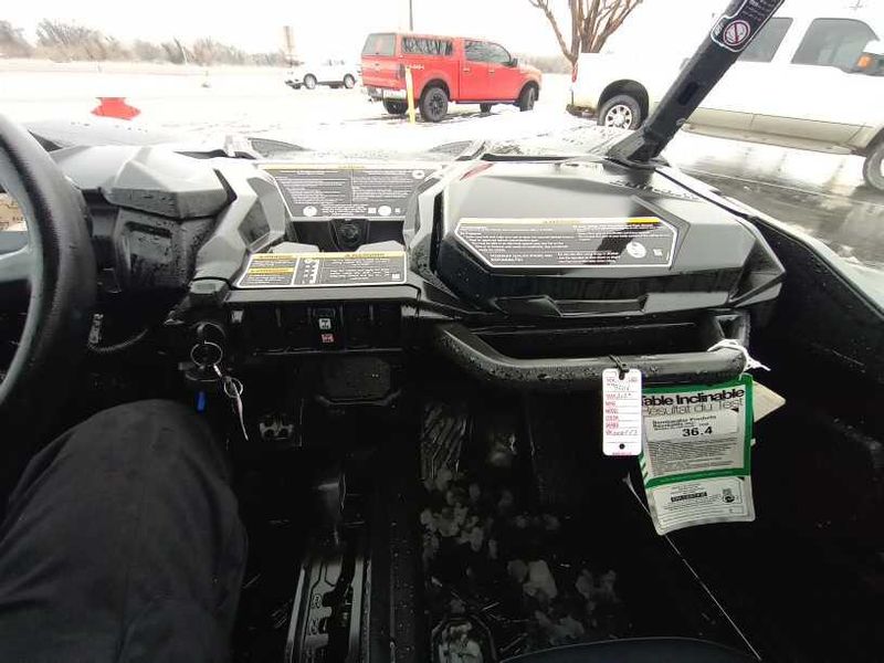 2025 Can-Am MAVERICK TRAIL DPS 50 1000 