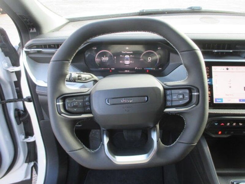 New 2026 Jeep Cherokee Limited 4x4Image 19