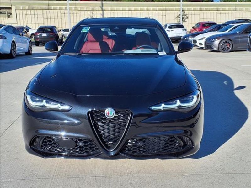 2024 Alfa Romeo Giulia VeloceImage 5