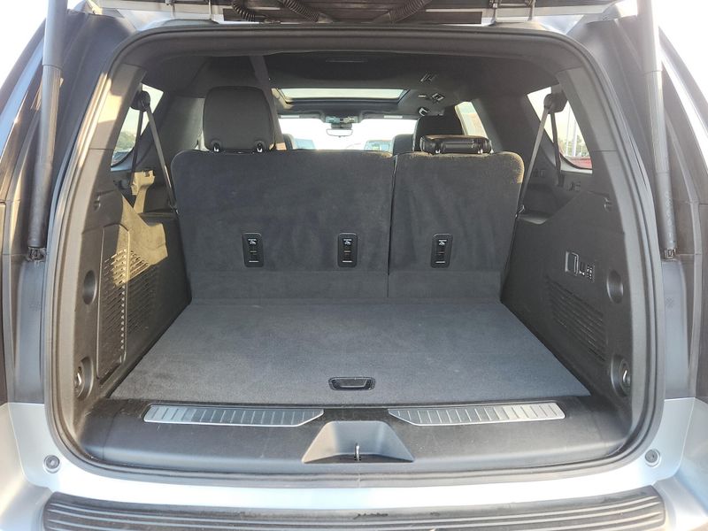 Used 2024 Chevrolet Suburban High Country