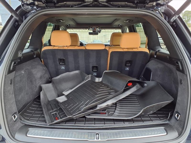 Used 2023 Jeep Grand Cherokee Summit Reserve 4xeImage 11