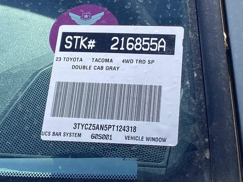 2023 Toyota Tacoma TRD SportImage 9
