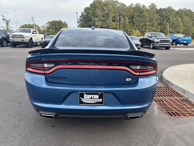 Used 2021 Dodge Charger SXTImage 4