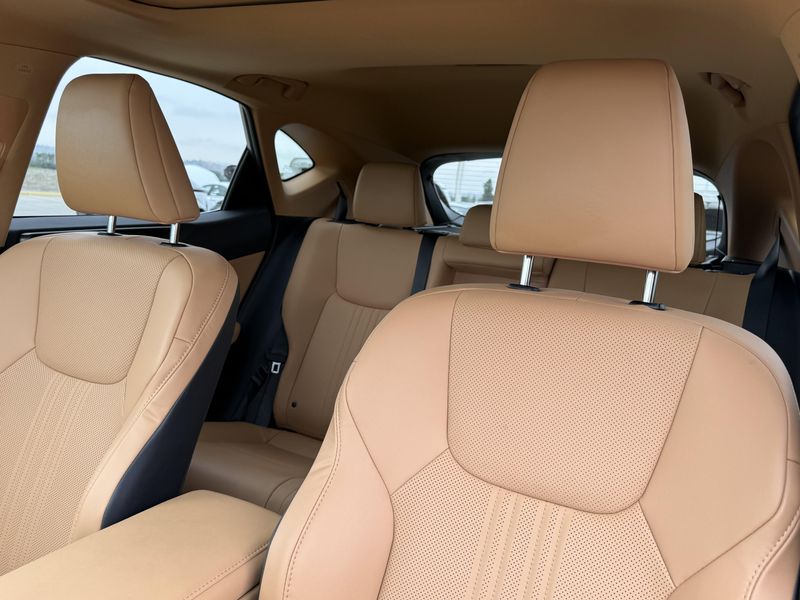Used 2026 Lexus NX 350hImage 19