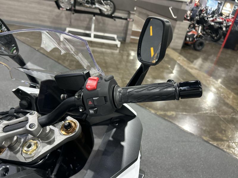 New 2026 Suzuki GSX-S1000GT+ Image 16