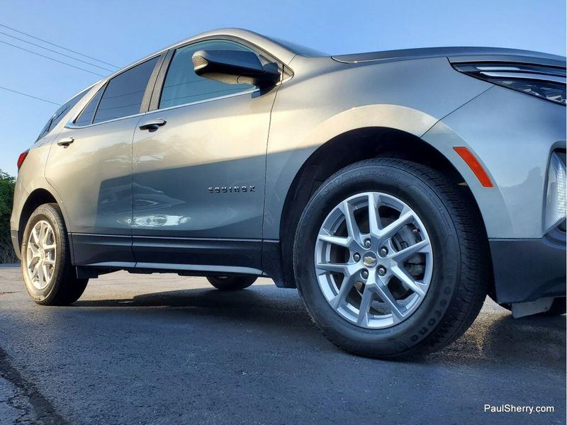 2023 Chevrolet Equinox LT photo 4