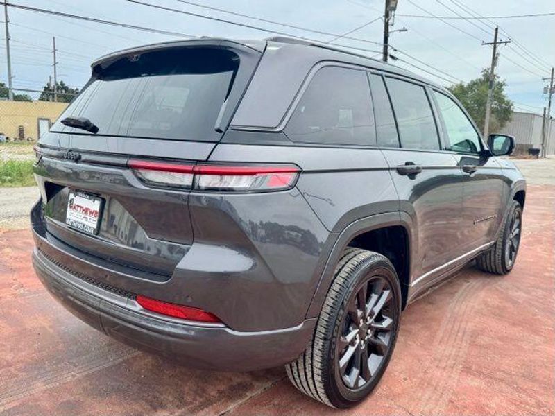 New 2026 Jeep Grand Cherokee Limited Reserve 4x4Image 5