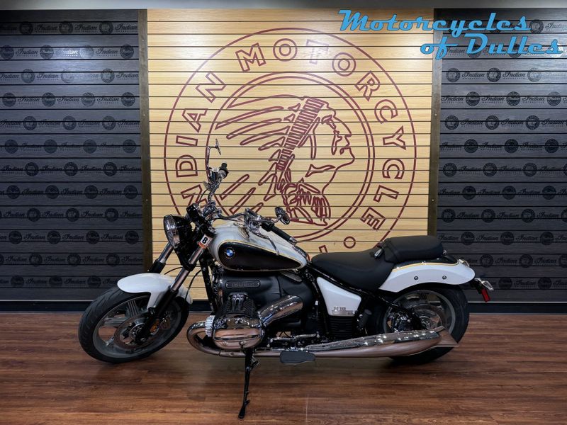 2023 BMW R 18 in a Mineral White exterior color. Motorcycles of Dulles 571.934.4450 motorcyclesofdulles.com 