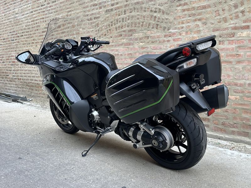 2016 Kawasaki Concours 14 ABS  Image 6