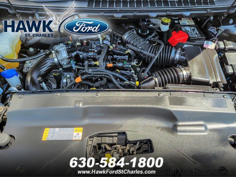 2022 Ford Edge ST photo 23