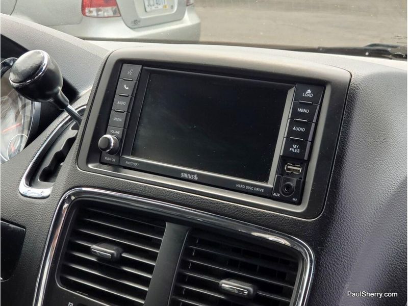 2020 Dodge Grand Caravan SXTImage 38