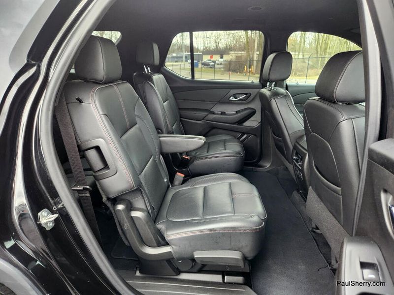 Used 2022 Chevrolet Traverse RS