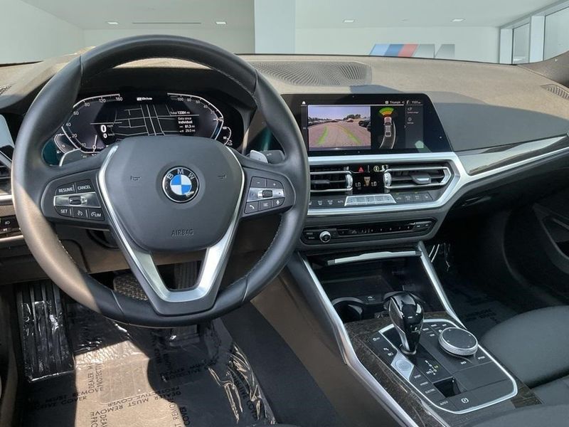 2021 BMW 3 Series 330e iPerformanceImage 27