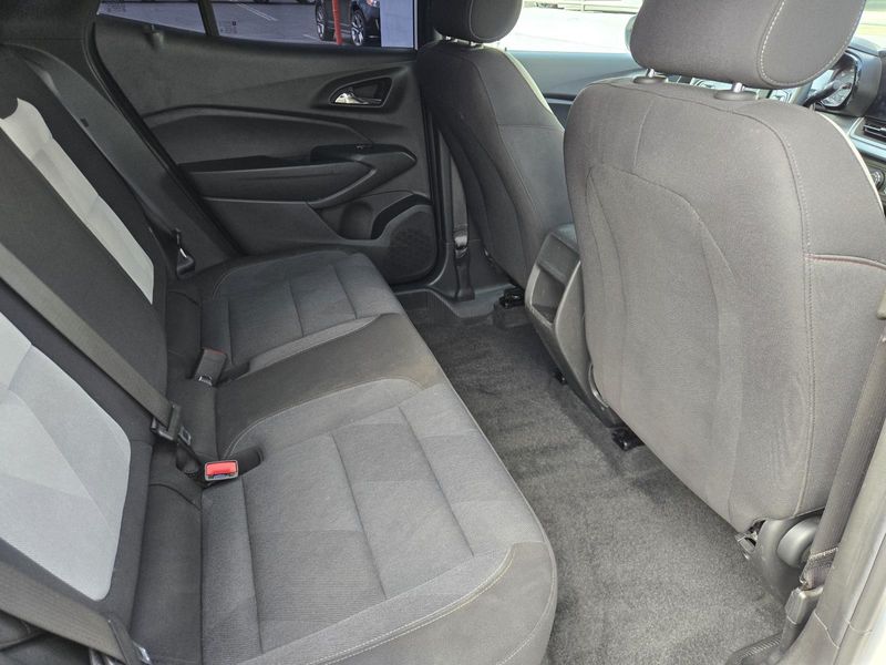 Used 2024 Chevrolet Trax FWD 4dr 1RS