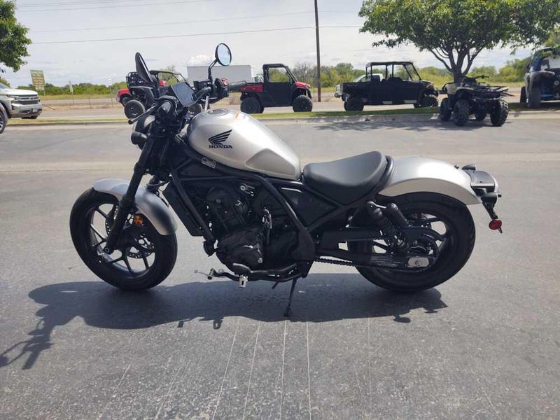 New 2026 Honda REBEL 300 ECLUTCH 