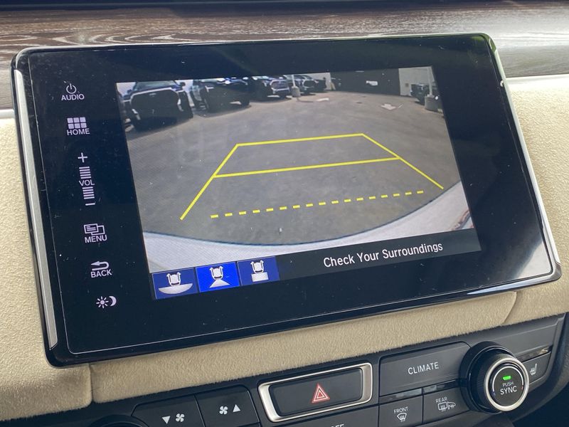 Used 2018 Honda Clarity Plug-In Hybrid TouringImage 21