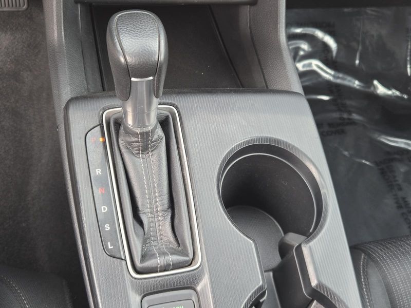 Used 2022 Honda Civic Sedan LX CVT