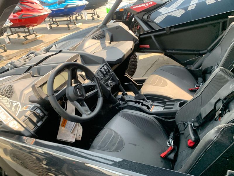 New 2025 Can-Am MAVERICK X3 MAX X DS TURBO RR Image 18