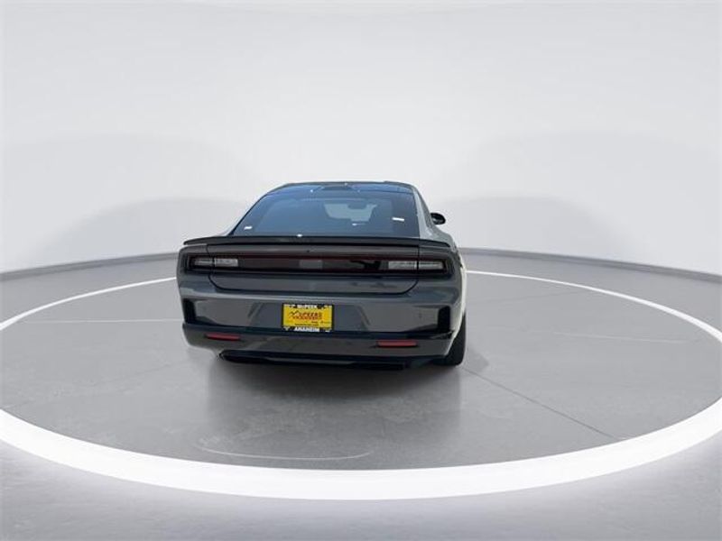 2025 Dodge Charger 2-door Daytona Scat Pack AwdImage 7
