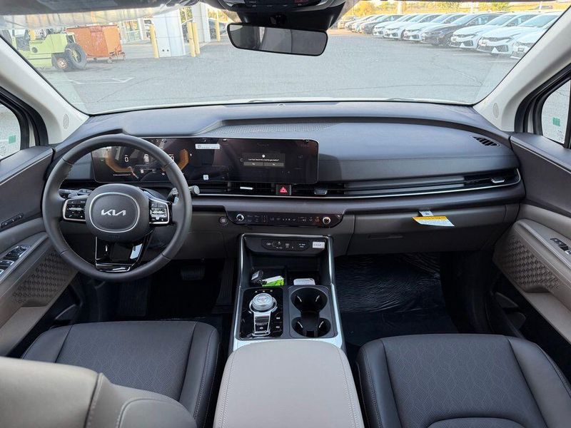 New 2026 Kia Carnival Hybrid EXImage 18