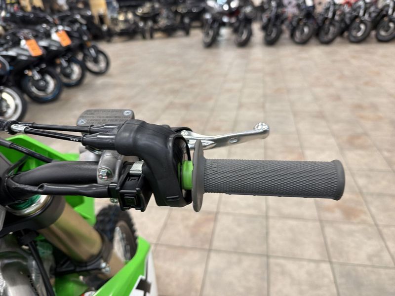 New 2027 Kawasaki KX250F Image 25