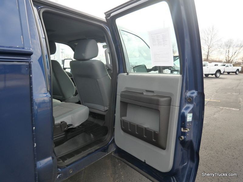 2011 Ford F-450 Chassis XLImage 38