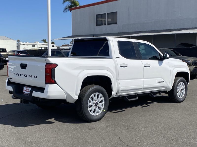 2025 Toyota Tacoma SR5Image 3