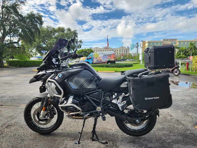 2022 BMW R 1250 GS Adventure Image 1