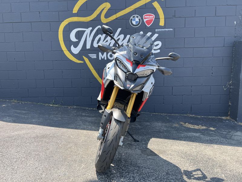 New 2025 Ducati Multistrada V4 RS 