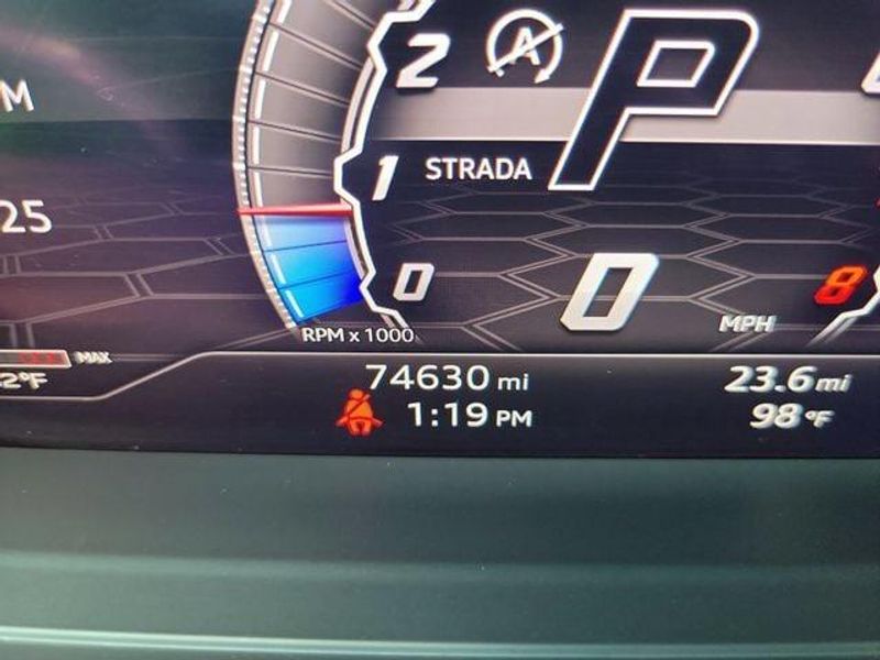 2020 Lamborghini Urus photo 23