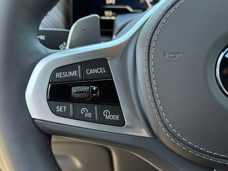 New 2026 BMW X7 xDrive40iImage 22