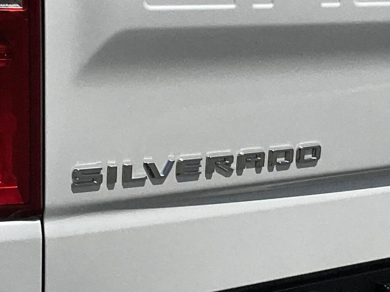 2023 Chevrolet Silverado 1500 High CountryImage 15