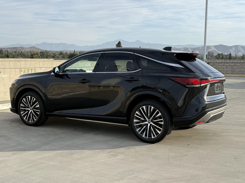 Used 2024 Lexus RX 350 PremiumImage 9