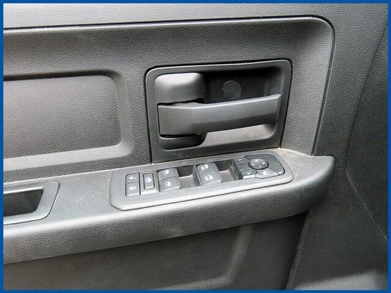 2025 RAM 3500 TradesmanImage 14