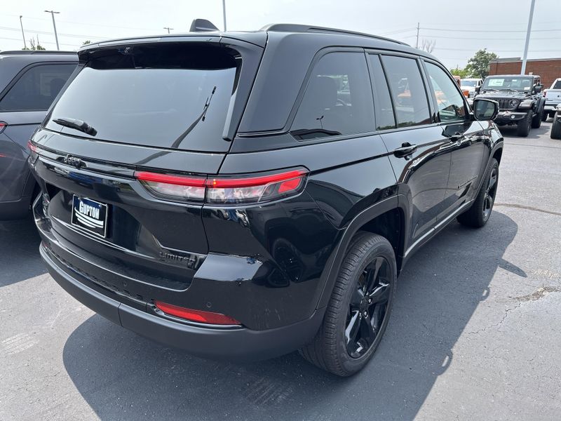 2025 Jeep Grand Cherokee Limited 4x4Image 7