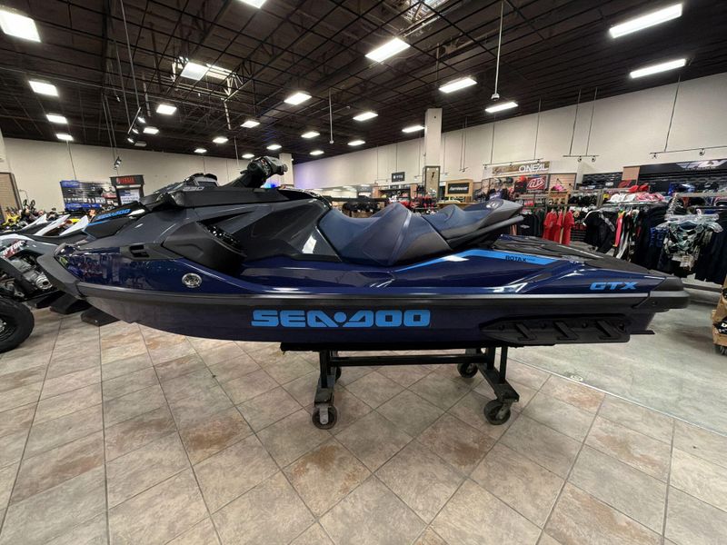 New 2025 Sea Doo GTX 230 (SOUND SYSTEM) Image 14