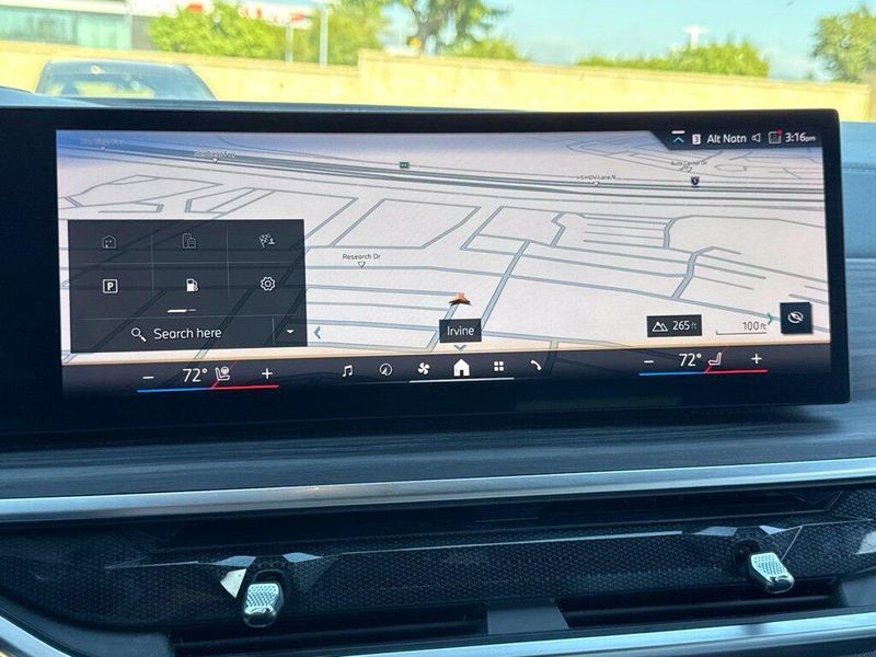 Used 2024 BMW X7 xDrive40iImage 29