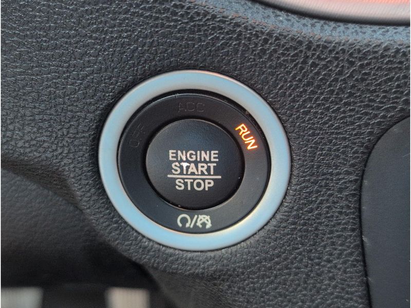Used 2023 Dodge Charger GTImage 18