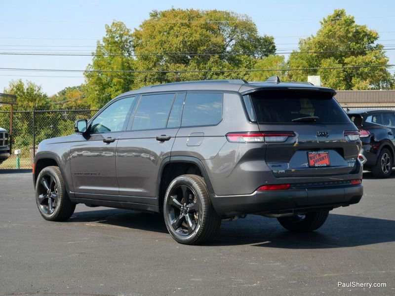 Used 2024 Jeep Grand Cherokee L Limited Black
