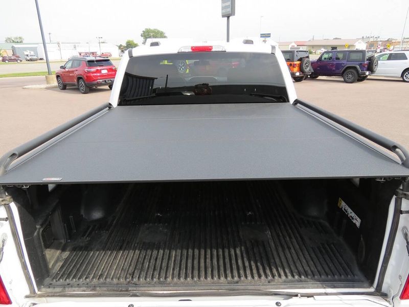 Used 2021 Ford F-150 XLT 4x4 4dr SuperCrew 5.5 ft. SBImage 9