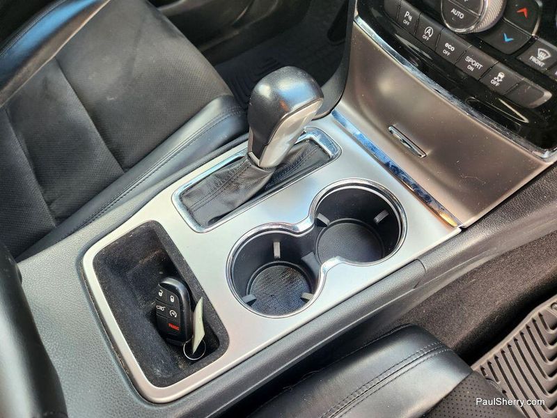 Used 2020 Jeep Grand Cherokee Altitude