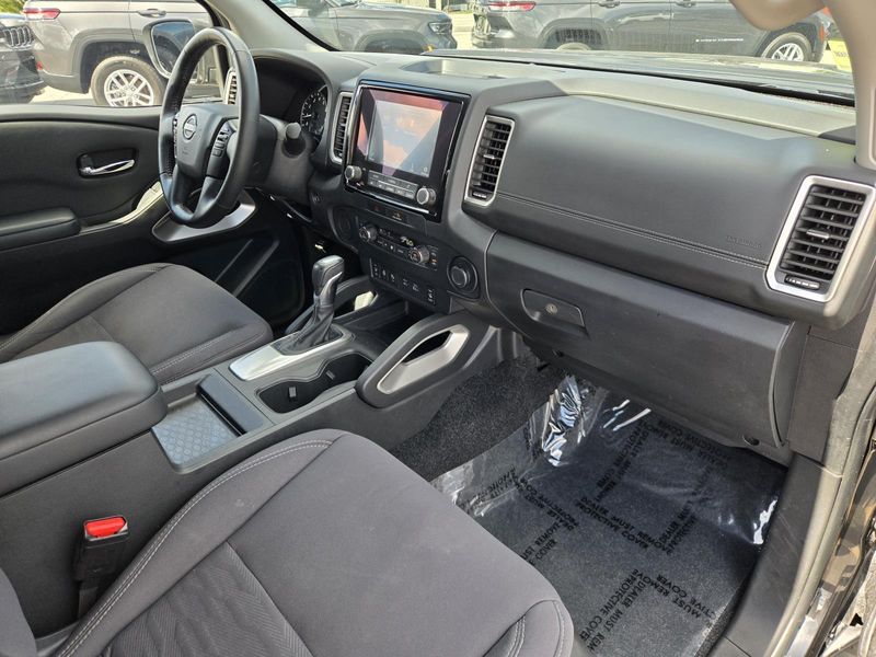 Used 2023 Nissan Frontier Crew Cab 4x2 SV Auto *Ltd Avail*