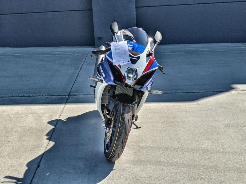New 2027 Suzuki GSX-R1000 40TH ANNIVERSARY EDITION Image 12