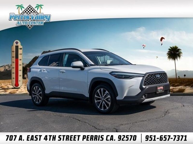 Used 2022 Toyota Corolla Cross XLEImage 1