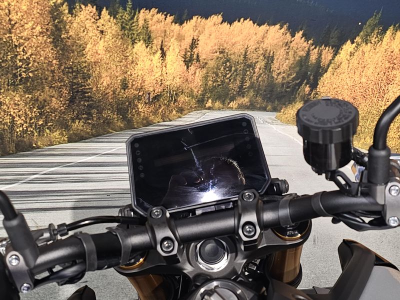 2025 Yamaha MT-09 SP Image 14