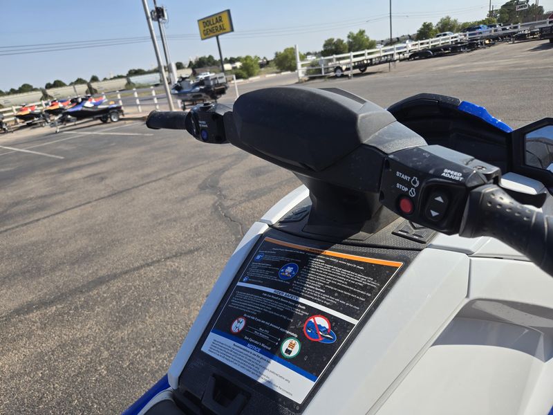 Used 2022 Yamaha VX CRUISER WAUDIO AZURE BLUEWHITE Image 13