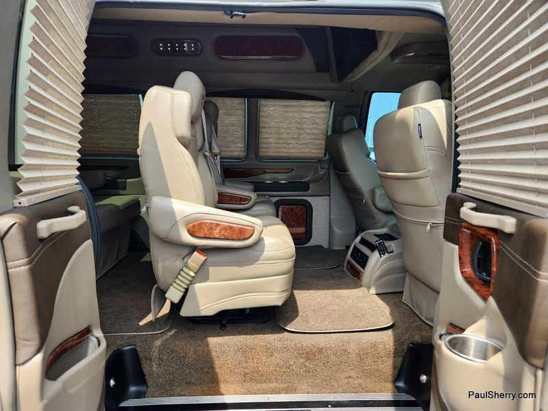 Used 2021 Chevrolet Express Passenger LSImage 45